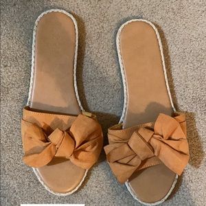Loft sandals